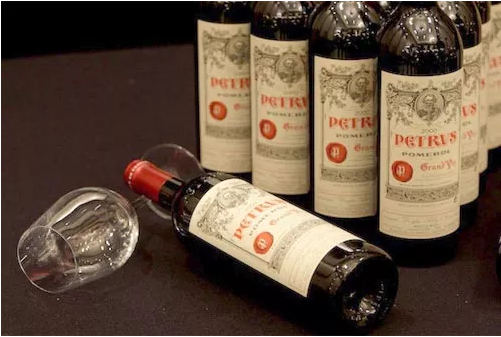 《酒闻 | 帕图斯酒庄估值上10亿€！20%股份天价成交！》